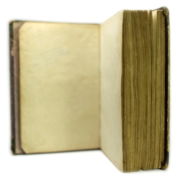 books-640x480-28964302.jpeg