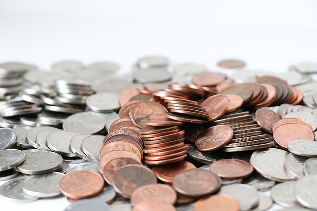 depositing-640x480-63204783.jpeg