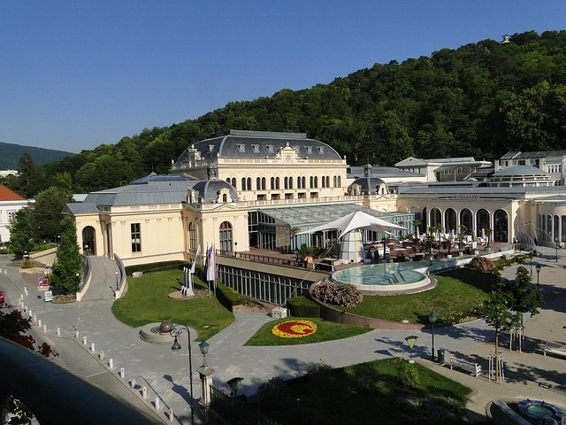 Monte Carlo Casinos: Evolution, Experience, & Technological Transformation