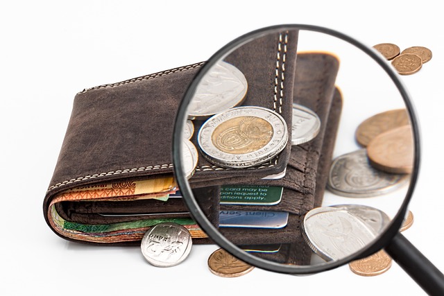 e-wallet-640x480-65611397.jpeg
