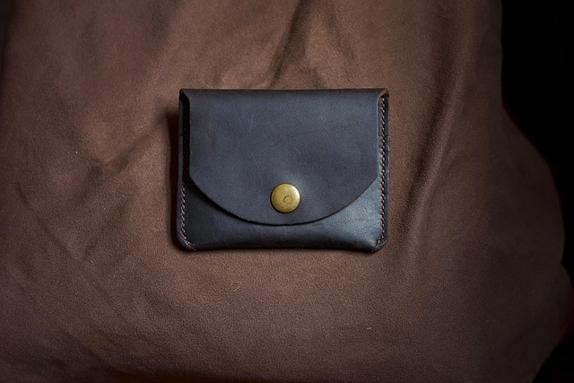 e-wallet-640x480-55531158.jpeg